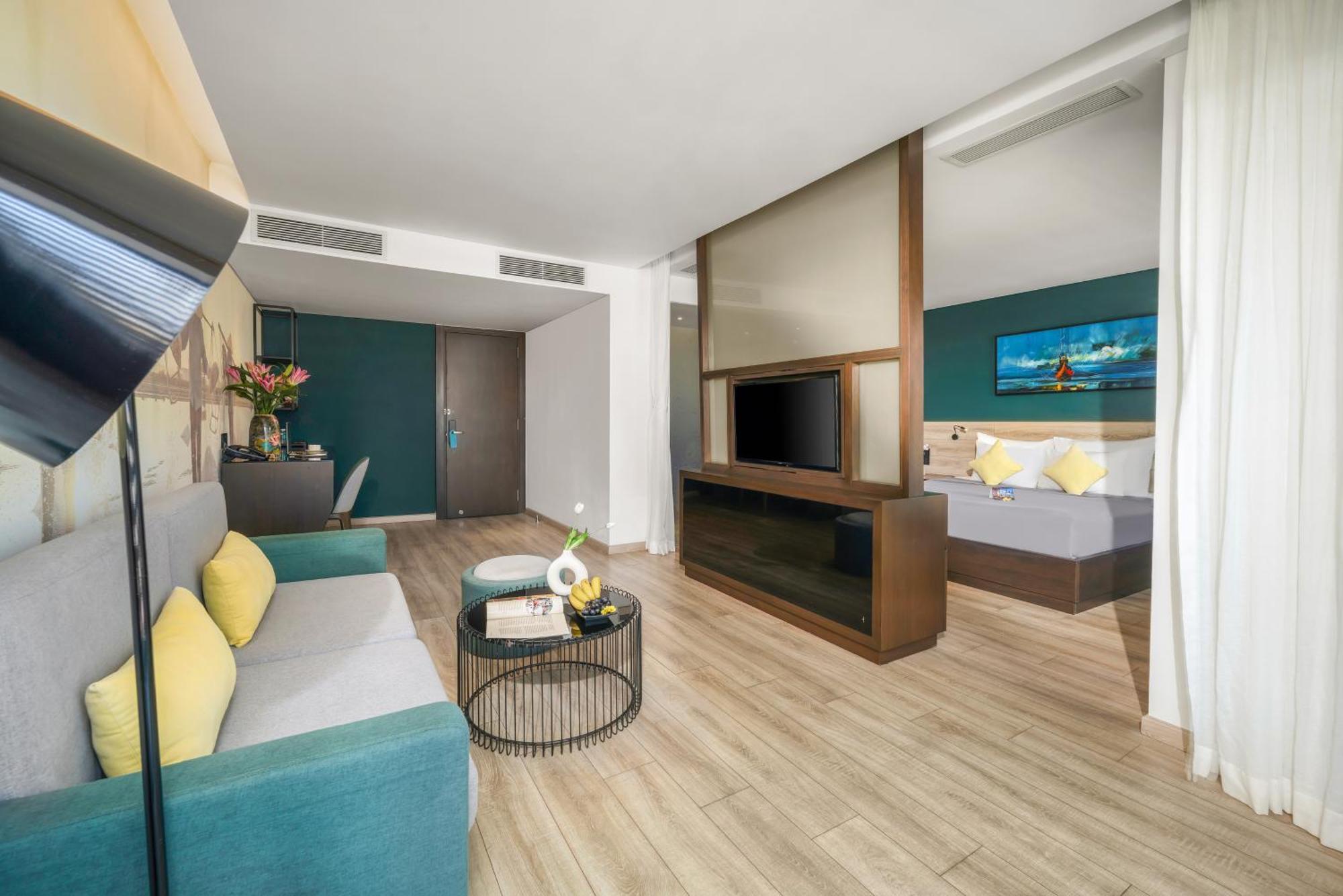 Satya Da Nang Hotel Han Market Kültér fotó
