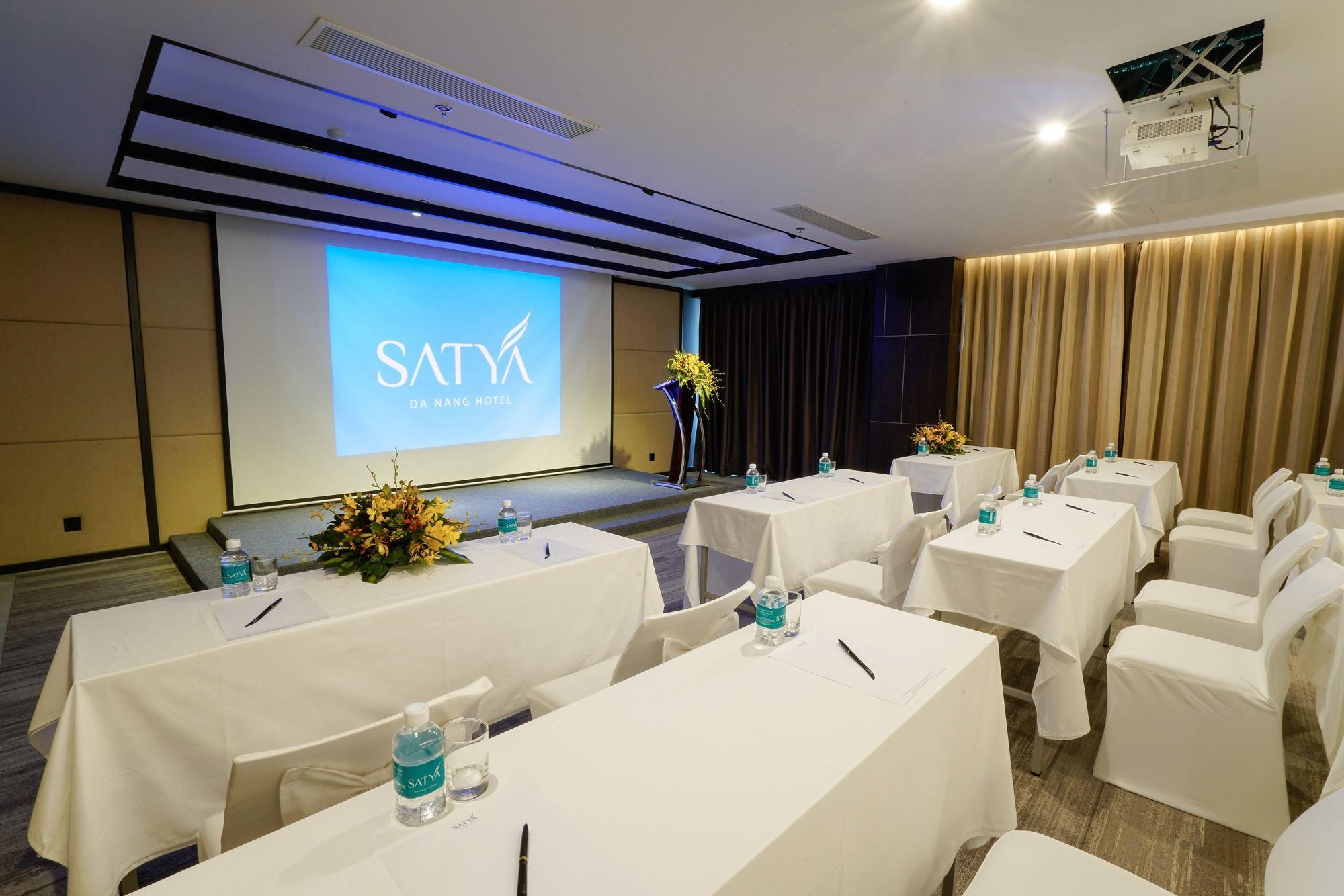 Satya Da Nang Hotel Han Market Kültér fotó